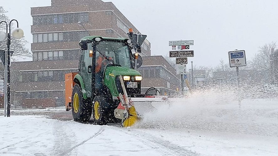 Wenn viel Schnee fällt, sind die Stadtwerke in Leer im Einsatz. Foto: Stadtwerke/Archiv