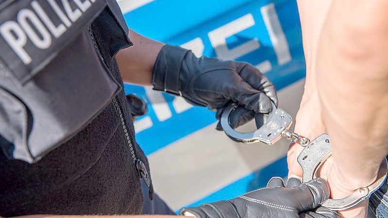 Der Verdächtige sitzt in Untersuchungshaft. Symbolfoto: Bundespolizei