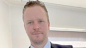 Timo von Halle steht seit etwa anderthalb Jahren an der Spitze des Vereins reisender Schausteller Ostfriesland. Foto: Privat