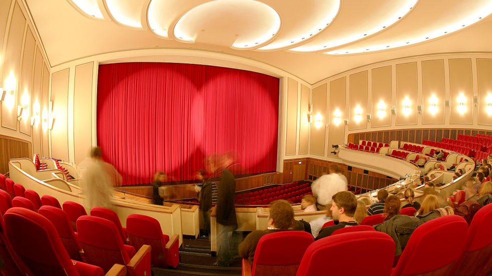 Größter Kinosaal Deutschlands: Das Filmtheater „Lichtburg“ in Essen. Foto: dpa