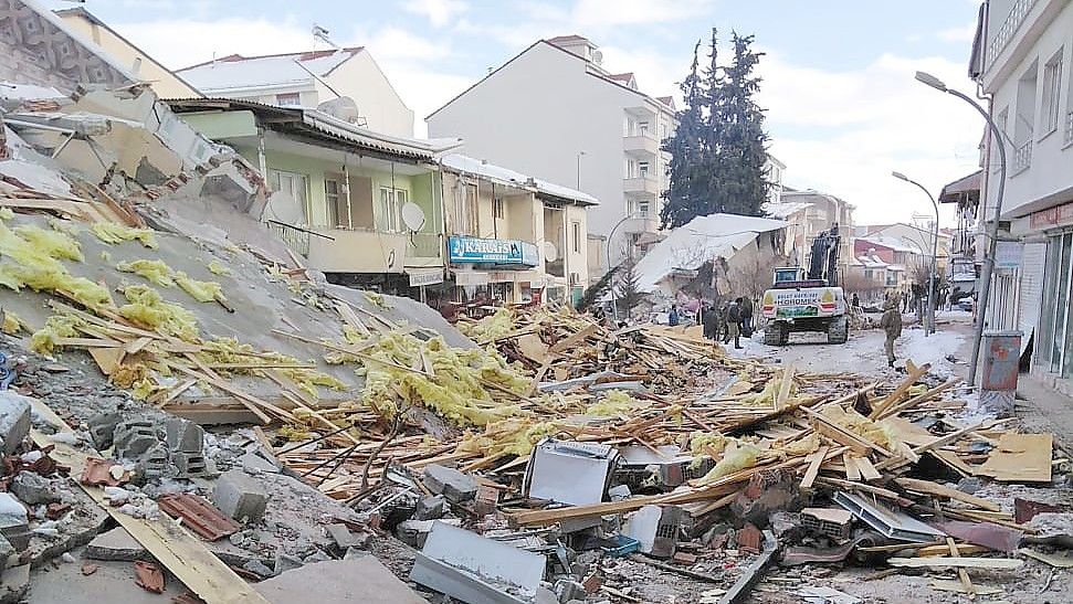 Im Dorf Karaburun in der türkischen Provinz Adiyaman haben die Erdbeben für schwere Schäden gesorgt. Foto: Privat/Türkisch-Deutsche Freundschaftsgesellschaft Leer