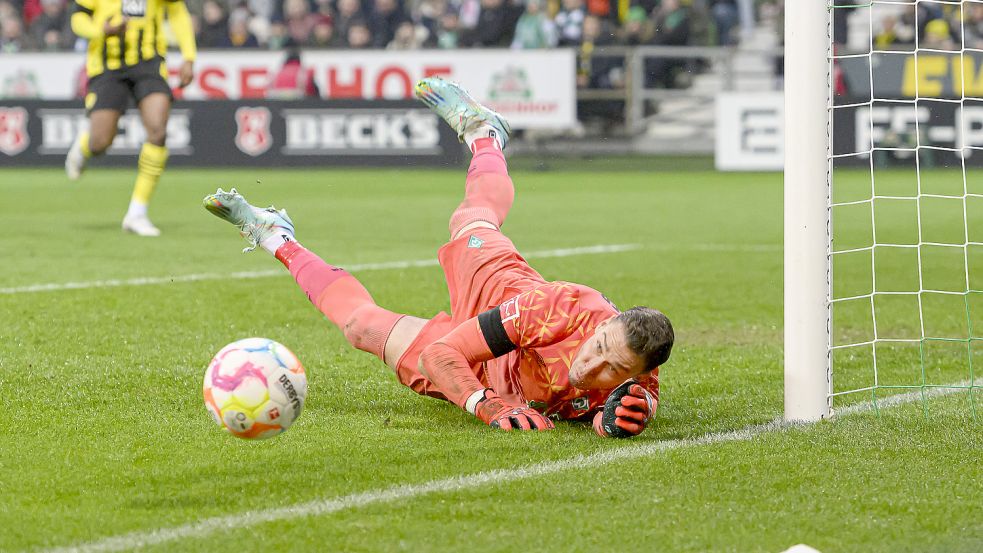 Wird wohl auch bei Eintracht Frankfurt oft gefordert sein: Jiri Pavlenka, Torwart des Fußball-Bundesligisten SV Werder Bremen. Foto: imago images/Sven Simon
