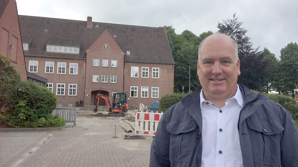Gut ausgestattete Schulen, hier die Hoheellernschule, sind für Claus-Peter Horst ein vorrangiges Ziel.