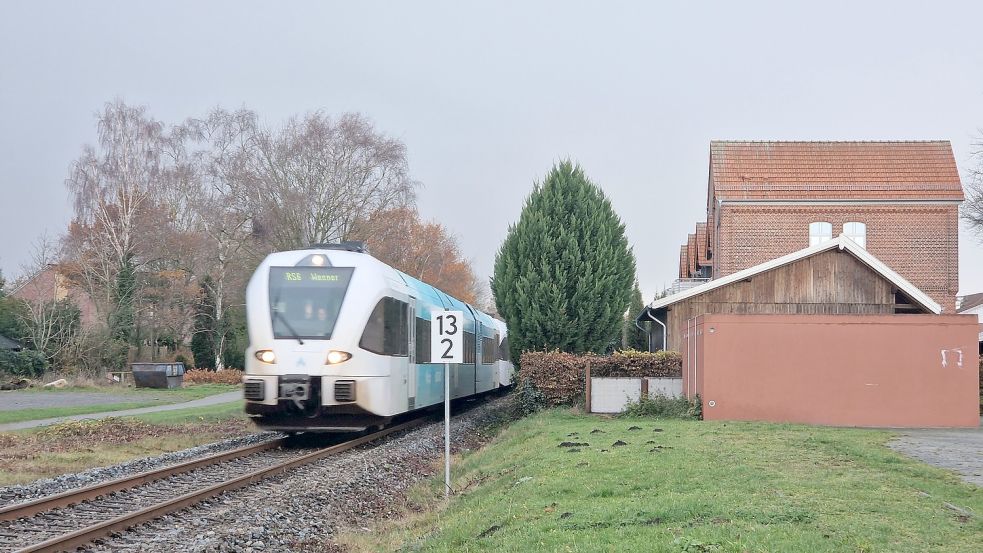 In Bunde soll aus dem Programmgeld ein Bahnsteig realisiert werden. Foto: Gettkowski /Archiv