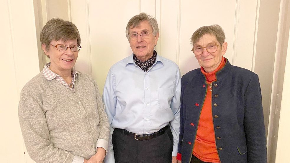 Die Führung des Berliner Vereins (von links) Elvira Neun-aber, Edmund Krahn und Vorsitzende Margarete Rüffer. Foto: Weirich