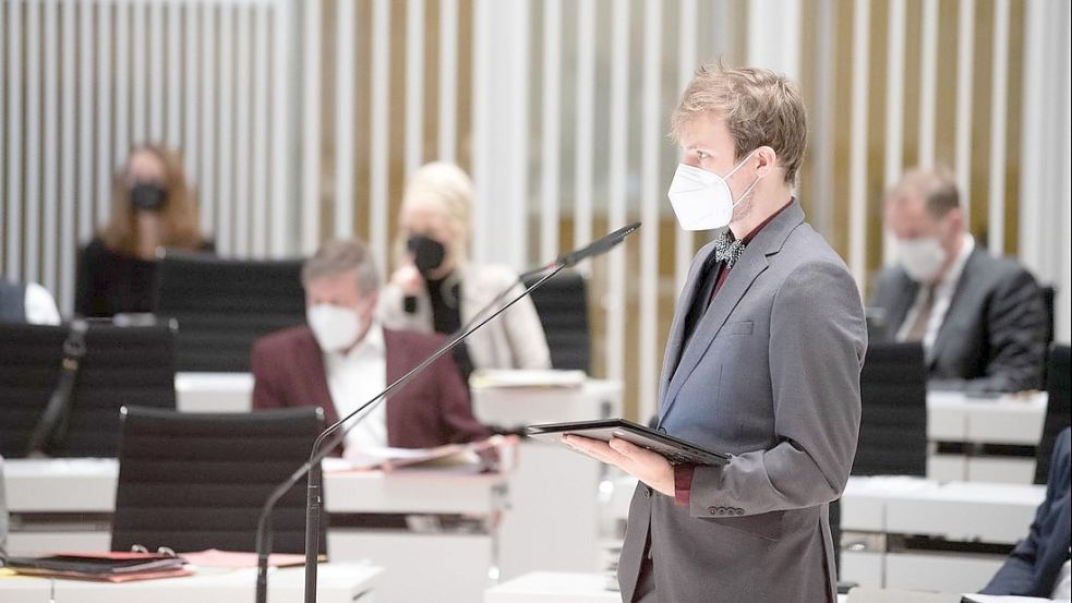 Grünen-Landtagsabgeordneter Hannes Damm äußert starke Vorwürfe gegen das Finanzamt, das schon wegen vernichteter Steuerunterlagen ins Visier geraten war. Foto: Volker Bohlmann