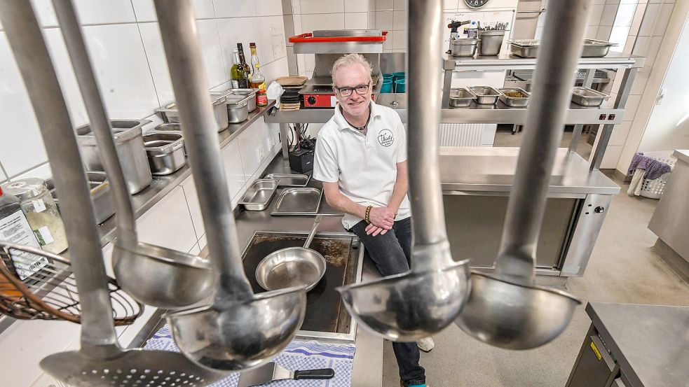 Marco Werner hat mehr als 20 Jahre in Österreich gekocht, bevor es in nach Ditzum verschlagen hat. Foto: Ortgies