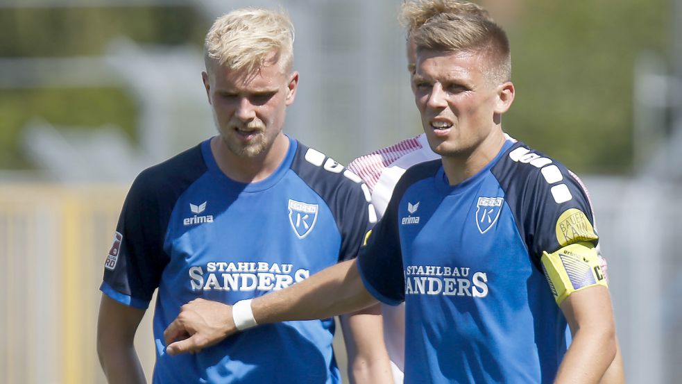 Mehrere Kickers-Spieler wie Marvin Eilerts (links) und Bastian Dassel (rechts) nutzten das spielfreie Wochenende für einen Kurzurlaub. Foto: Doden, Emden