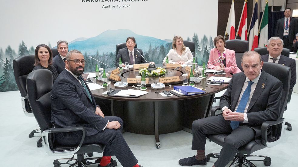 Beim Treffen in Karuizawa (von links): Bundesaußenministerin Annalena Baerbock (Grüne), US-Außenminister Antony Blinken, der britische Außenminister James Cleverly, Japans Außenminister Yoshimasa Hayashi, die kanadische Außenministerin Melanie Joly, Frankreichs Außenministerin Catherine Colonna, Enrique Mora Benavente, der stellvertretende Generalsekretär für politische Angelegenheiten der EU, sowie Italiens Außenminister Antonio Tajani. Foto: Stache/DPA