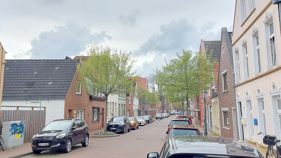 In der Mühlenstraße, die sich im Stadtteil Klein-Faldern befindet, sollte man abends gegen 22 Uhr keine Parkplatz suchen wollen. Foto: Hanssen