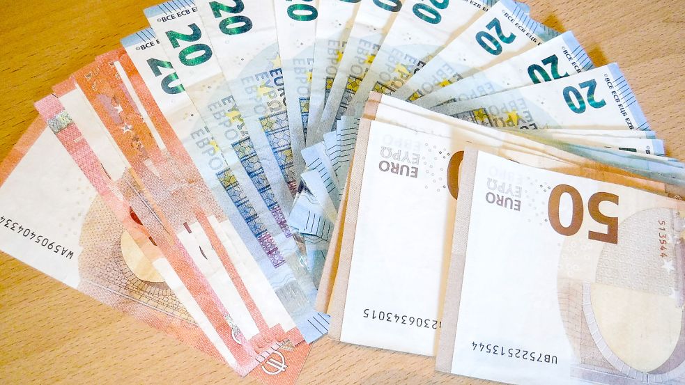 Die Zinsen steigen und davon haben auch Sparer wieder etwas. Bis zu drei Prozent und mehr gibt es schon für Tagesgeld. Foto: Imago Images/ xLobeca/RalfxHomburgx