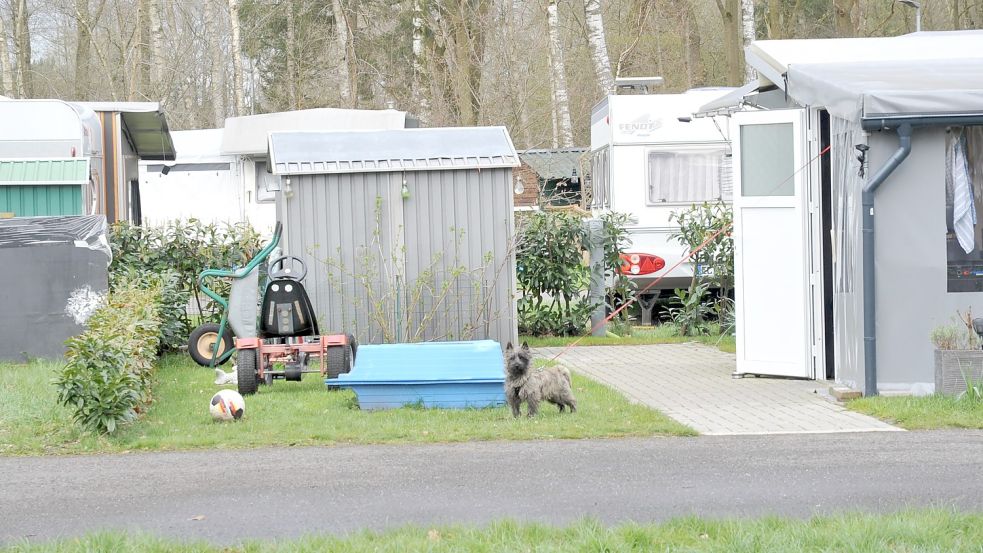 Auf dem Campingplatz in Papenburg schwelt ein Streit zwischen Betreiberin und einigen Dauercampern. Foto: Gerd Schade