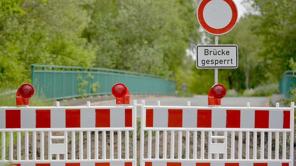 In der vergangenen Woche war diese Brücke noch gesperrt. Foto: Ortgies/Archiv