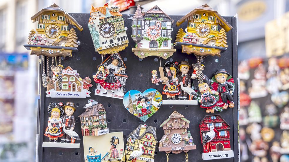 Hübsches Souvenir oder einfach nur Schnickschnack? Der Begriff meint das Überflüssige. Foto: www.imago-images.de/IMAGO/Arnulf Hettrich