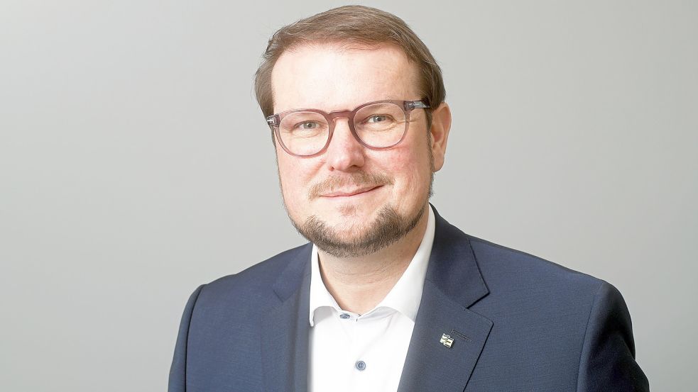 Der Emder Oberbürgermeister Tim Kruithoff sagt, es geht beim Workshop um eine „ratsinterne Diskussion und Abstimmung“. Foto: Archiv