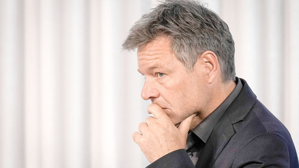 Steht laut Opposition vor einem Scherbenhaufen: Klimaschutzminister Robert Habeck (Grüne). Foto: Imago Images /