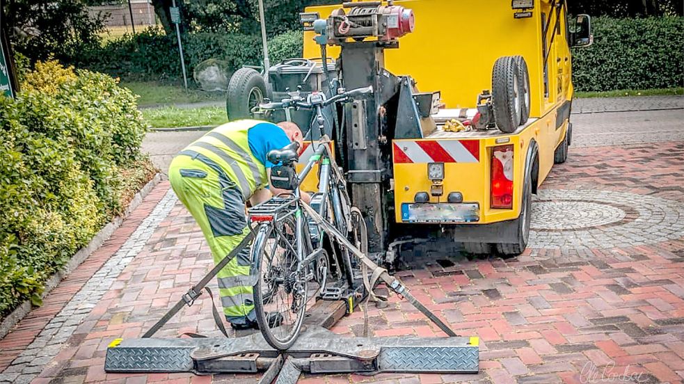 Auf diesen Abschlepper wurde das Fahrrad geladen. Foto: Tomat