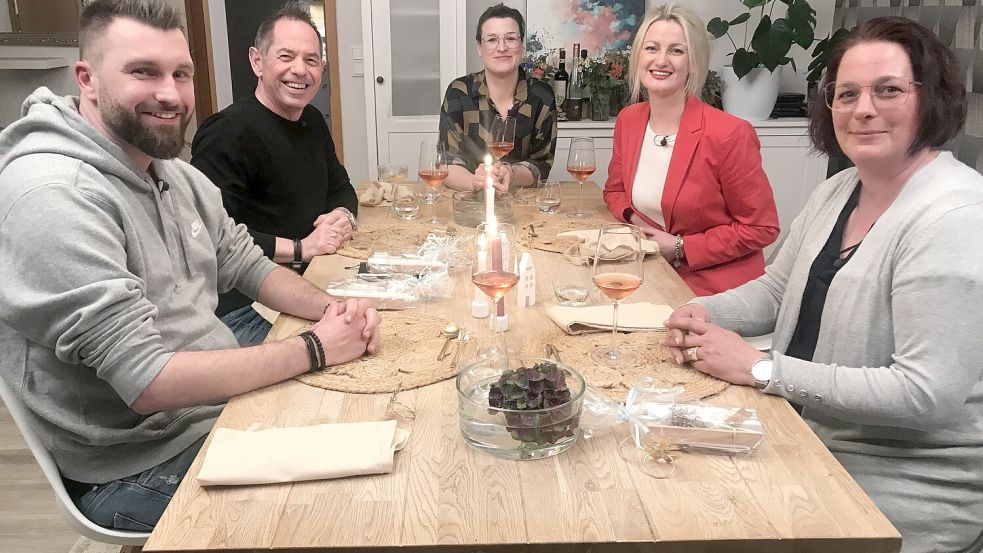 Benita (Mitte) hatte am Mittwoch (von links) Patrick, Frank, Lea und Bella eingeladen. Foto: privat
