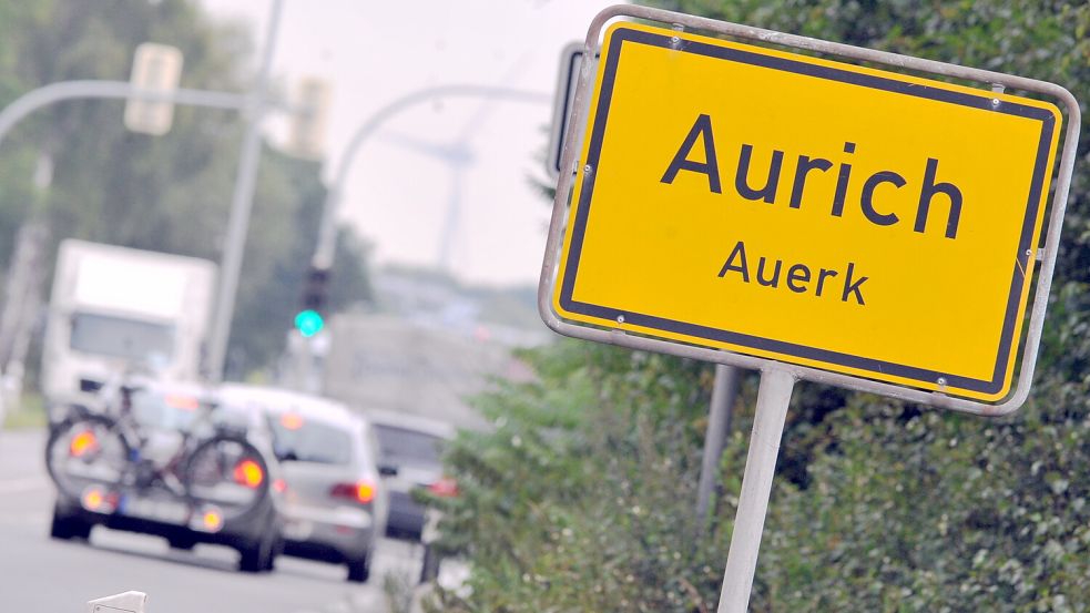 Was denken Prominente über Aurich? Wer es wirklich wissen möchte, sollte nicht ChatGPT fragen. Foto: Archiv/Ortgies