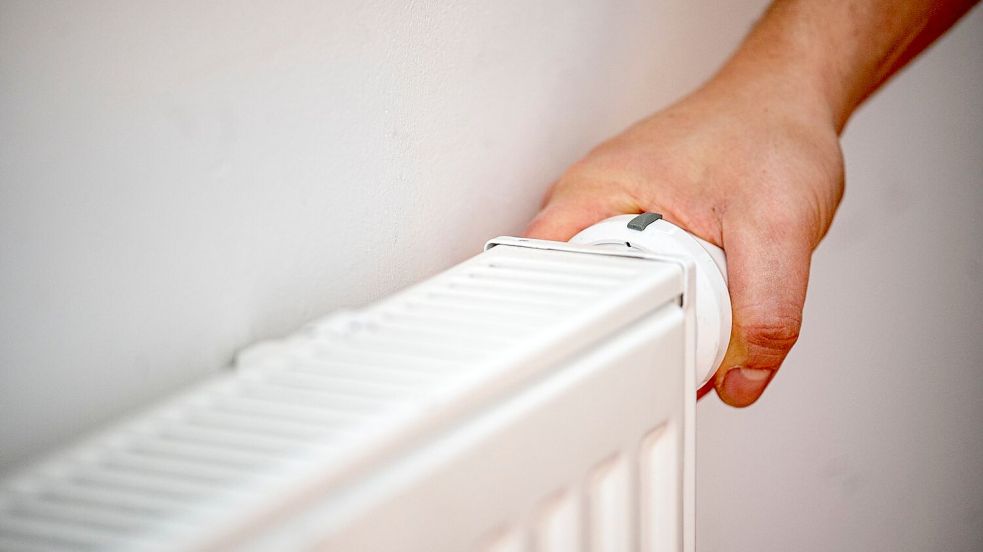 Viele Menschen heizen weiterhin mit Gas, doch ab 2024 sollen neu eingebaute Heizungen zu 65 Prozent mit erneuerbaren Energien betrieben werden. Foto: dpa/Fabian Sommer