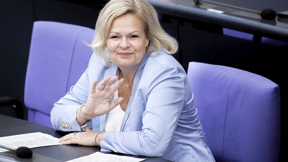Will sich nicht persönlich im Innenausschuss erklären: Bundesinnenministerin Nancy Faeser (SPD). Foto: Carsten Koall