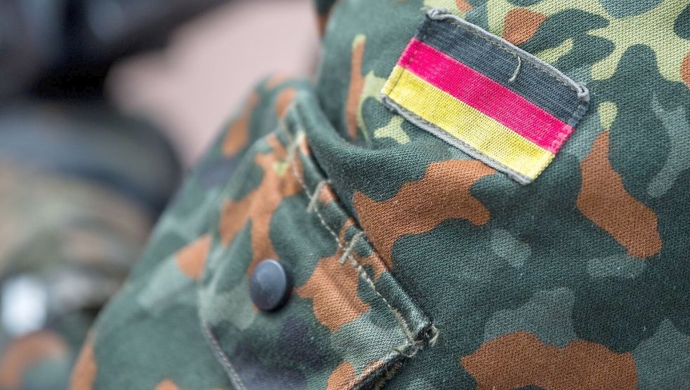 Ein beim Wittmund Geschwader arbeitender Zeitsoldat wurde bei einem Einsatz antisemitisch beleidigt und diskriminiert. Das ist kein Einzelfall, geht aus den Berichten der Koordinierungsstelle für Extremismusverdachtsfälle im Verteidigungsministerium hervor. Foto: Archiv/Skolimowska/zb/dpa