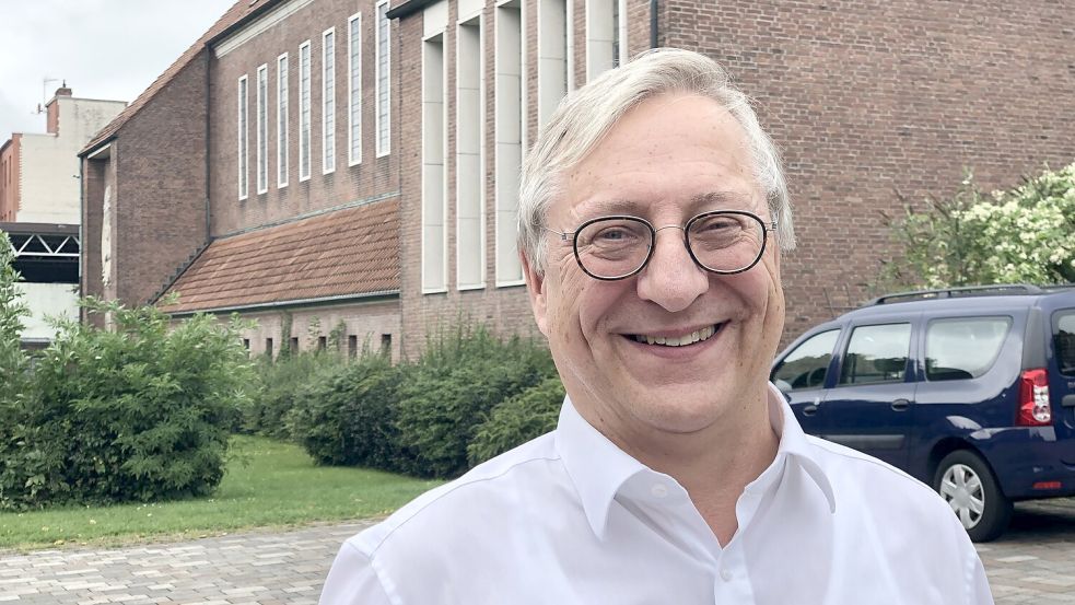 Pastor Christoph Jebens wird an diesem Sonntag mit einem Gottesdienst in der Martin-Luther-Kirche verabschiedet. Er geht Ende September in den Ruhestand. Foto: H. Müller