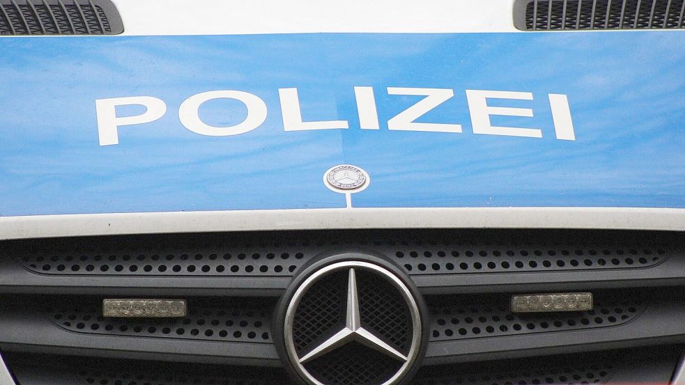 Die Polizei ist auf der Autobahn 28 im Einsatz. Foto: Pixabay