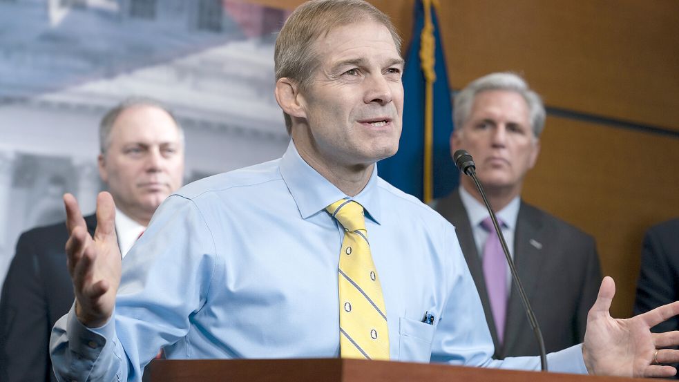Nach dem misslungenen Wahlversuch von Steve Scalise als Nachfolger für den Posten des Sprechers im US-Repräsentantenhaus soll es aus Sicht der Republikaner nun Jim Jordan richten. Foto: dpa/J. Scott Applewhite