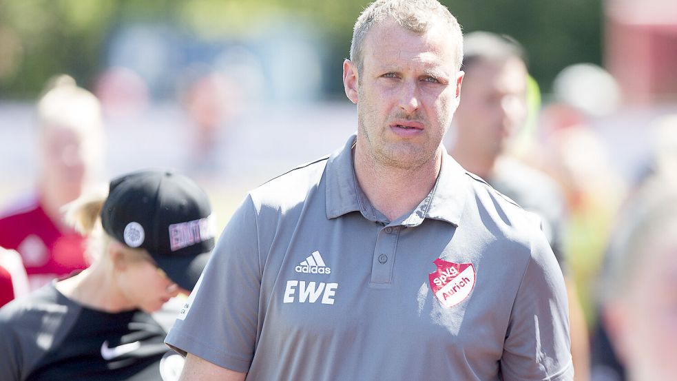 Stefan Wilts ist Interimstrainer der Männer. Foto: Doden/Emden