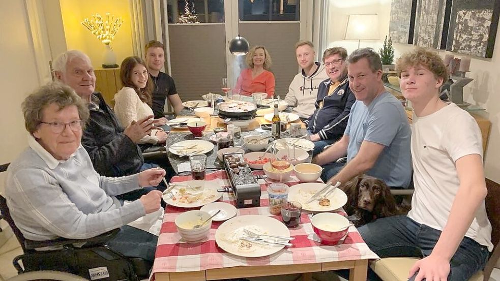 Weihnachten feiert die ganze Familie Forner (links Oma Karin und Opa Waldo) immer gemeinsam.