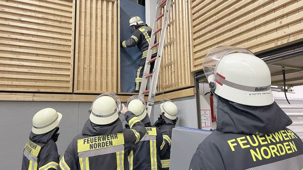 An der Grundschule Norddeich war die Feuerwehr auch im Einsatz. Foto: Feuerwehr Norden