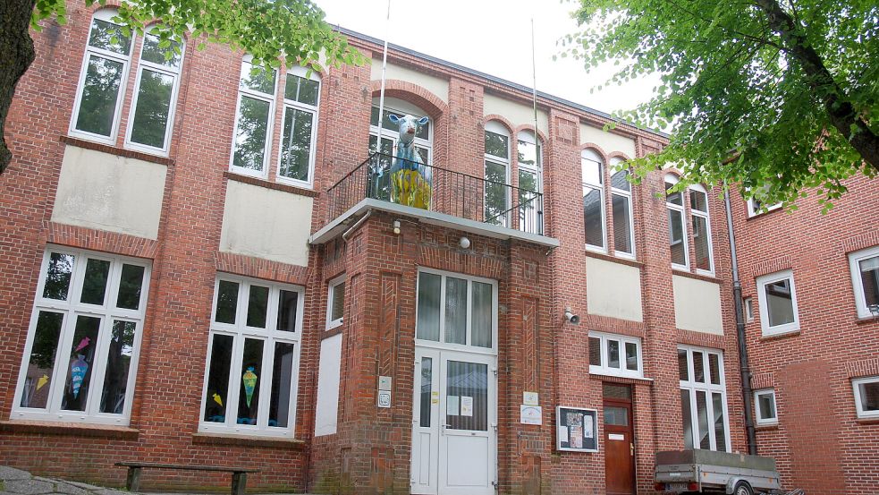 Schulträger der Grundschule ist die Stadt Borkum. Ab dem Schuljahr 2026/27 gilt niedersachsenweit für Kinder im Grundschulalter ein Rechtsanspruch auf einen Ganztagsbetreuungsplatz. Foto: Ferber