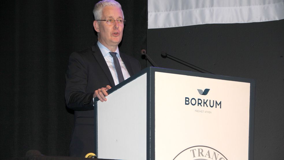 Landrat Matthias Groote sparte nicht mit Lob für den ehrenamtlichen Einsatz. Foto: Ferber