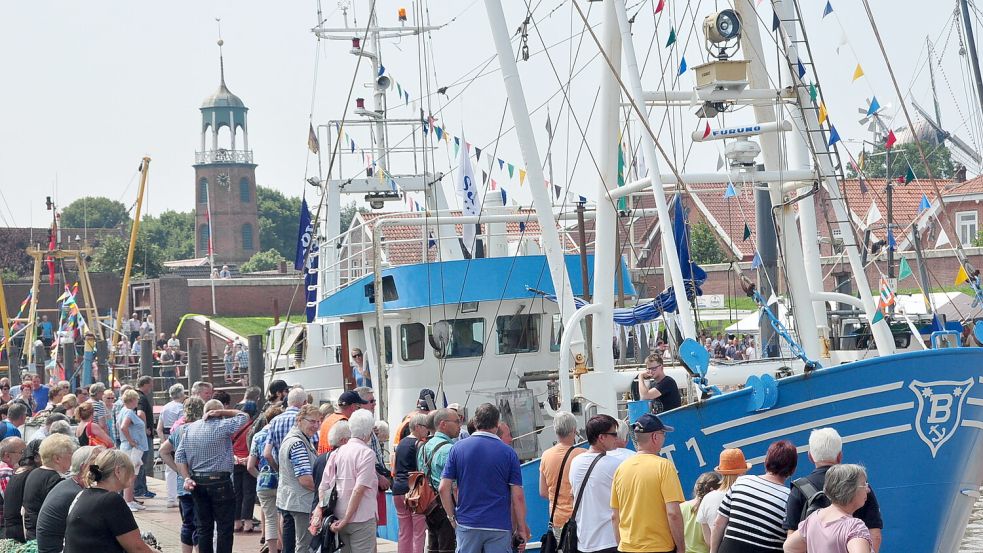 Das Hafenfest in Ditzum lockt regelmäßig viele Besucher an. Foto: Wolters/Archiv