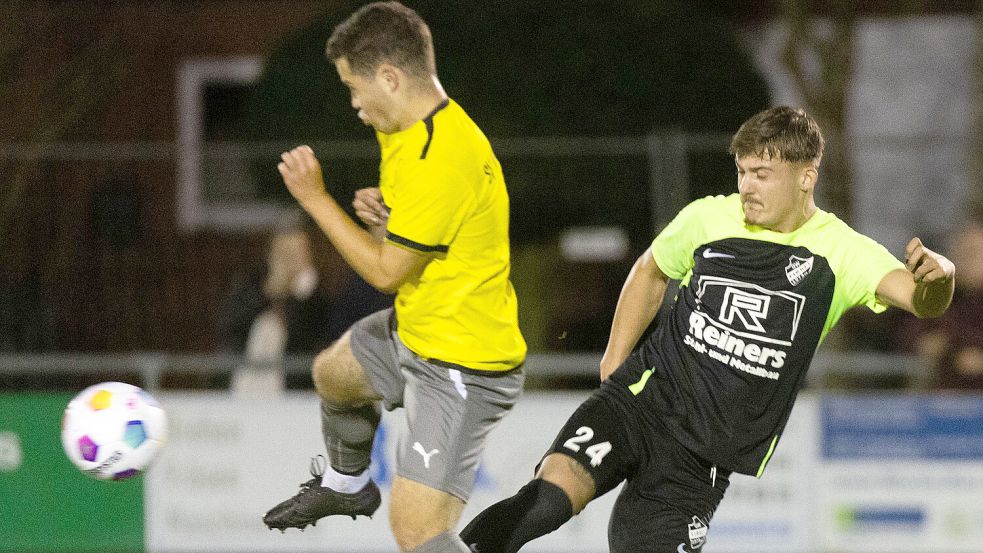 Steef Borgmann (rechts) erzielte in dieser Landesliga-Saison bislang drei Treffer für GW Firrel. Foto: Doden, Emden