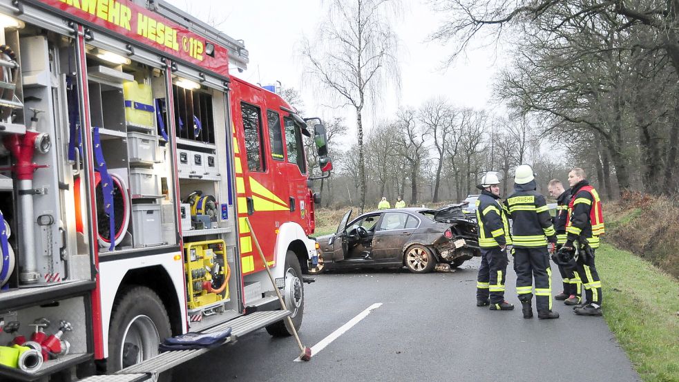 Der Wagen wurde bei dem Unfall erheblich beschädigt. Foto: Wolters