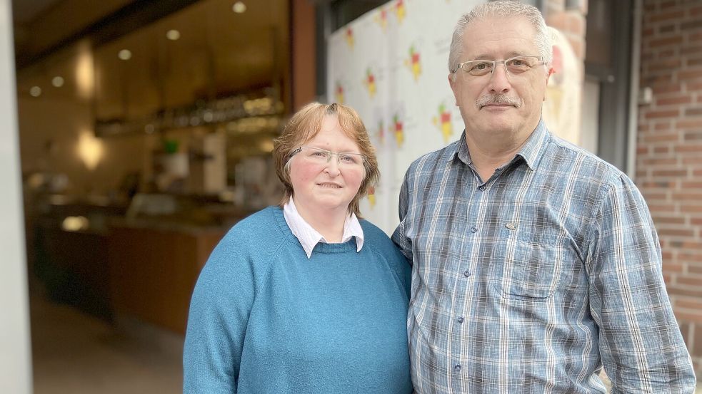 Starten in ihre letzte Eissaison in Emden: Onorina und Angelo Sossai. Foto: Schuurman