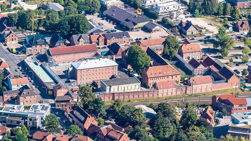 Die Justizvollzugsanstalt Lingen, zu der das Krankenhaus gehört. Foto: Heskamp