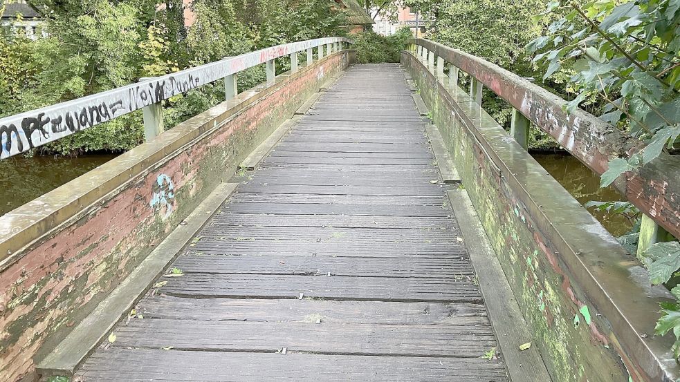 Ende September ist es soweit: Die Bolardusbrücke kommt neu und breiter. Foto: Schuurman