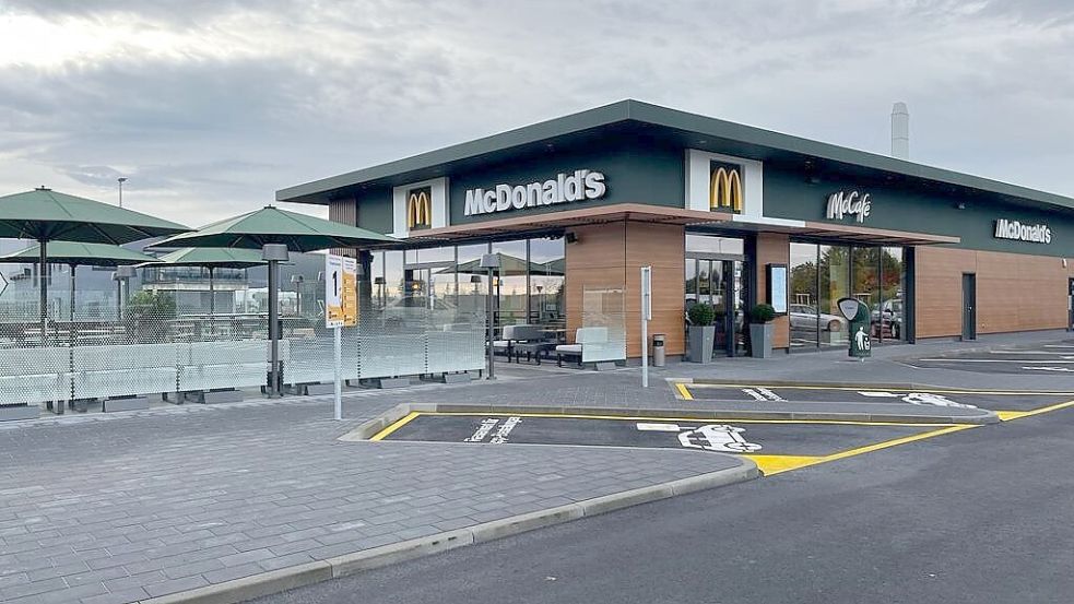 McDonald′s kommt nach Uplengen. So wie dieses Restaurant wird die Filiale einmal aussehen. Foto: McDonald′s