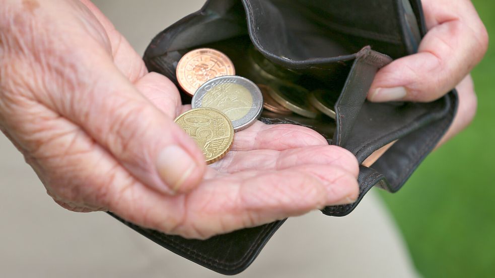 Deutsche Rentner bekommen ab 1. Juli 2024 rund 4,5 Prozent mehr Geld. Foto: dpa/Karl-Josef Hildenbrand