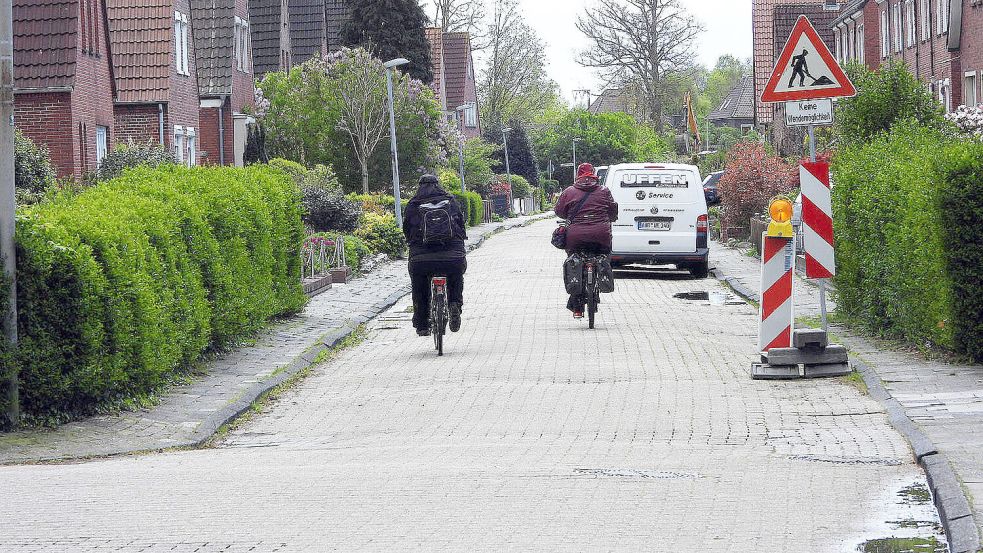 Die Jahnstraße im Emder Herrentorviertel ist eine reine Wohnstraße. Ihr gegenwärtiger Zustand ist schlecht. Foto: F. Doden