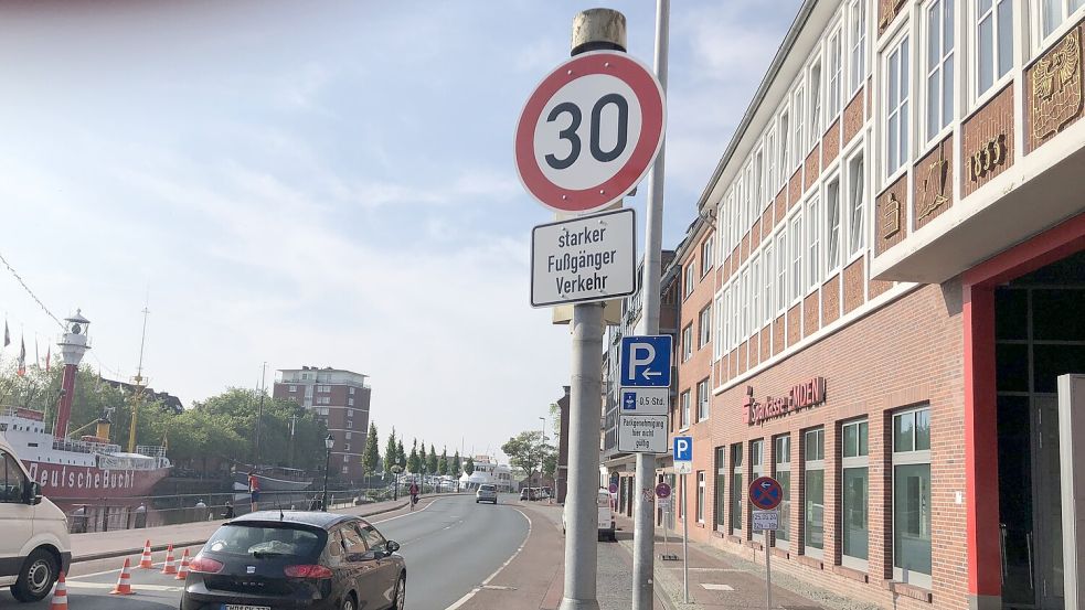 Auf der Straße Am Delft gilt seit Kurzem für Autos Tempo 30. Foto: H. Müller
