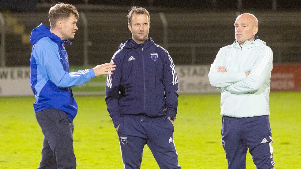 Auch in der neuen Spielzeit arbeiten die Trainer Stefan Emmerling (rechts) und Markus Unger eng mit Henning Rießelmann zusammen.