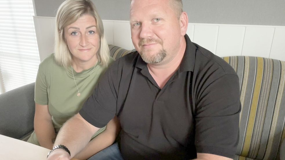 Nancy und Dominik Janßen erlebten einen dramatischen Rückflug. Foto: Nording