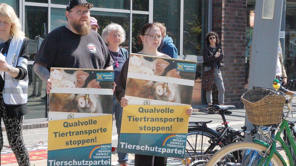 Auch die Tierschutzpartei ist am Start.