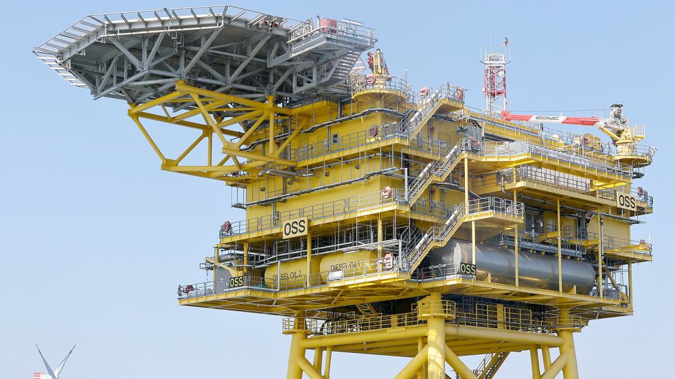 Das Offshore-Umspannwerk aus der Nähe. Foto: Hock