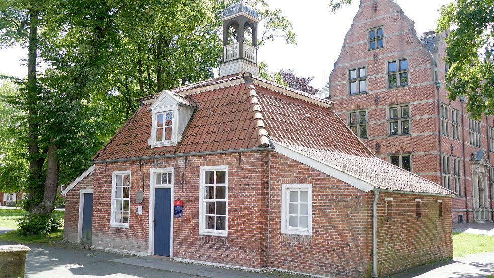 Conrad Bernhard Meyer hat Spuren in Aurich hinterlassen – das Pingelhus zeugt von seiner Schaffenskraft. Foto: Jürgens