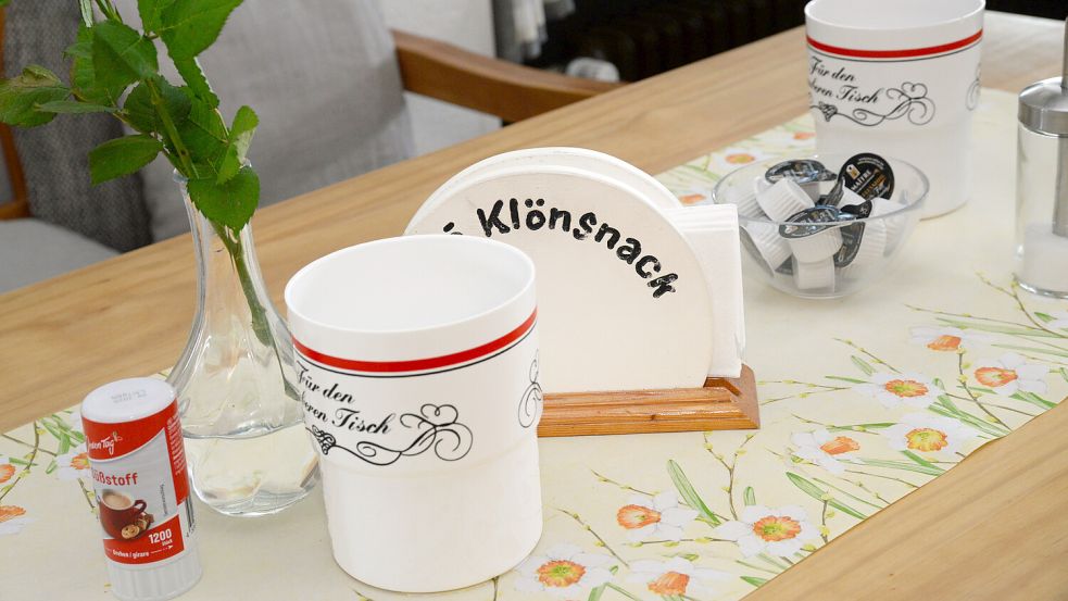 Im Klönsnack ist man immer zum Kaffee willkommen. Foto: Lüppen